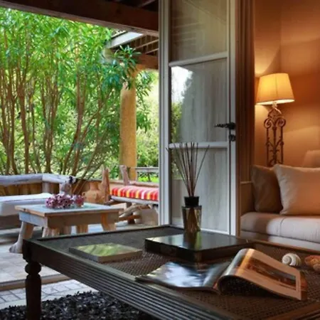 La Tartane Otel 5*