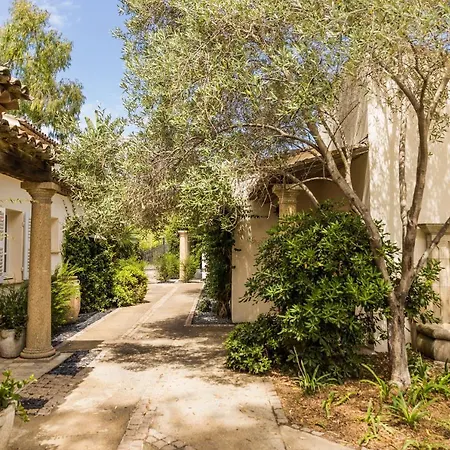 Hotel La Tartane Saint-Tropez