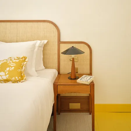 La Tartane Otel