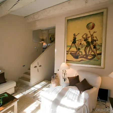 La Tartane Otel 5*
